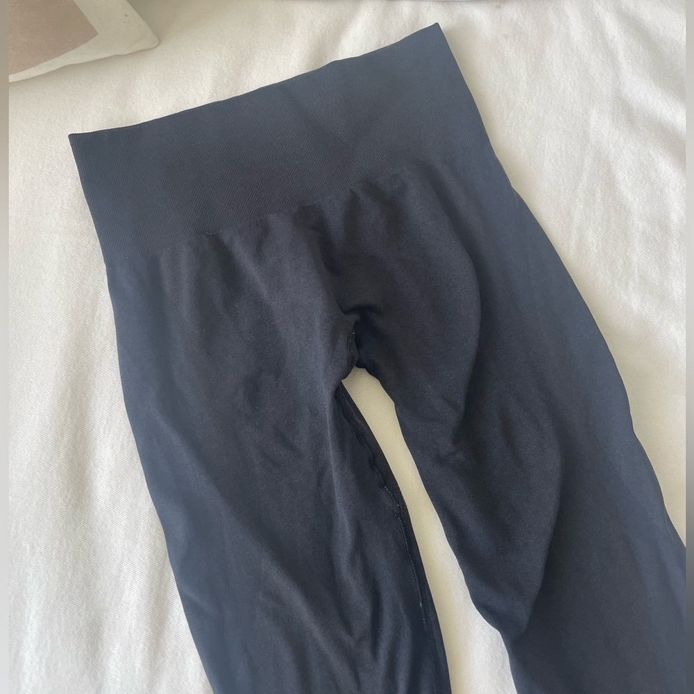 High Waisted Seamless Black Leggings